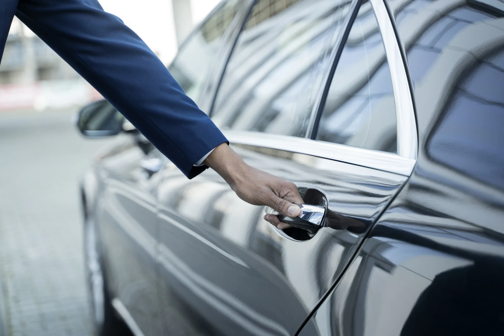 Jacob Limousine - Luxury VIP Chauffeur Service